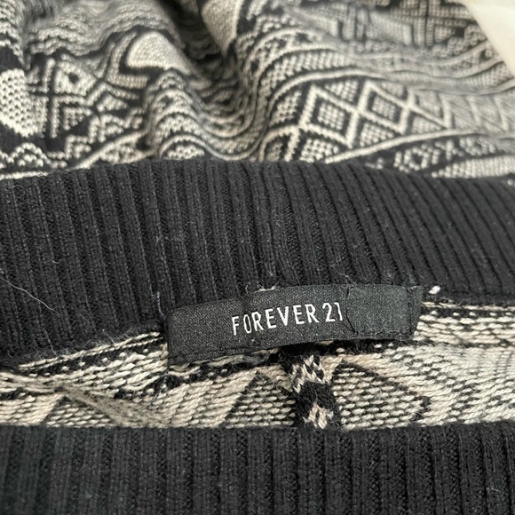 Pants - Picture 3 of 3